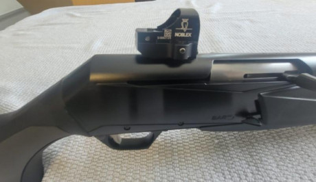 Buenas, un amigo vende este magnifico semi en 9,3X62 por que no lo usa, está nuevo totalmente, ni rasguños, 11