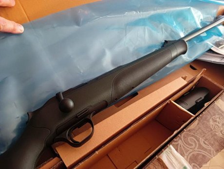 Se vende esta unidad nueva en su caja solo para las fotos, es el modelo profesional en 30-06.
3500 euros, 00