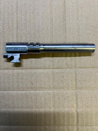 Se vende Pistola BROWNING 9 mm 350 €

https://it.wikipedia.org/wiki/Browning_HP 20