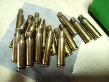 Vendo 19 Vainas 307w, tienes dos disparos hechos.
Solo envío, no hago entrega en mano.


16€ envío incluido 02