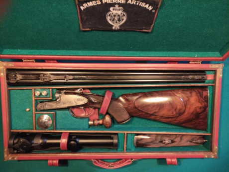 ** RETIRADO DE LA VENTA **

RIFLE EXPRESS PIERRE CHAPUIS ARTISAN RAMBOUILLET YUXTAPUESTO
Calibre 9,3x74R
Monturas 02