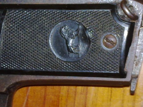 Hola,he abierto este hilo para que todos aquellos que tengais armas Españolas,podais lucirlas aqui con 40