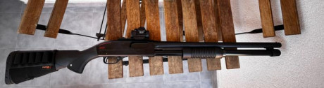 Vendo escopeta de corredera winchester defender high capacity (7+1 cartuchos). La escopeta la compré nueva 10