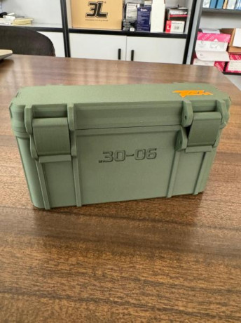 Buenos días. Ponemos a la venta cajas de municion de cualquier calibre. Si no lo tenemos, lo diseñamos 170