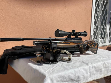 Hola compañeros 
Un amigo se vende esta torreta y la carabina
La torreta es de la marca Cicognini Mb y 00