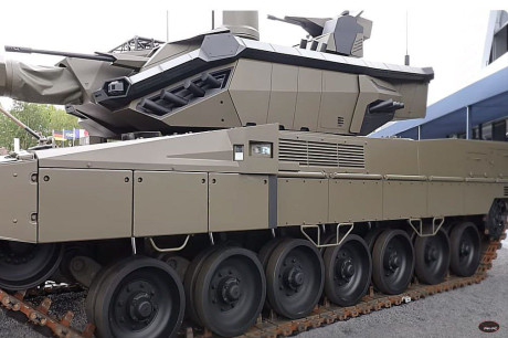 Saludos, carristas.

En la reciente feria Eurosatory 2022 han habido varias novedades en el tema de los 12