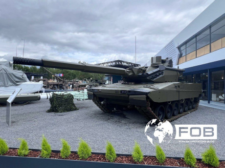 Saludos, carristas.

En la reciente feria Eurosatory 2022 han habido varias novedades en el tema de los 10