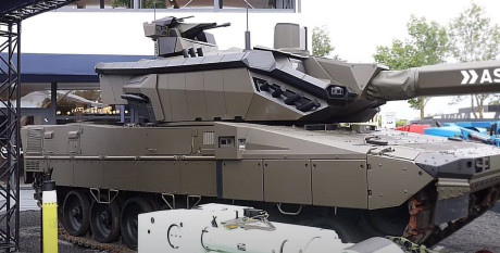 Saludos, carristas.

En la reciente feria Eurosatory 2022 han habido varias novedades en el tema de los 22