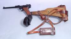 :idea:  Al hilo del post de los regalos de reyes, ¿que arma le hubieses pedido que os trajeran? :?: .
 00