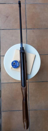 Carabina marca Cometa modelo 100 en calibre 4.5, peso 2.8kg , longitud 1.03 , potencia 180 m/s. Su estado 02