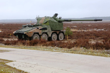 Saludos, carristas.

En la reciente feria Eurosatory 2022 han habido varias novedades en el tema de los 110