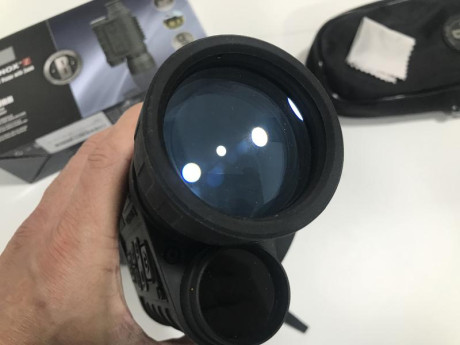 Se vende monocular nocturno Bushnell Equinox Z de 6x50mm. En perfecto estado.
Graba vídeos y hace fotos.
Como 00