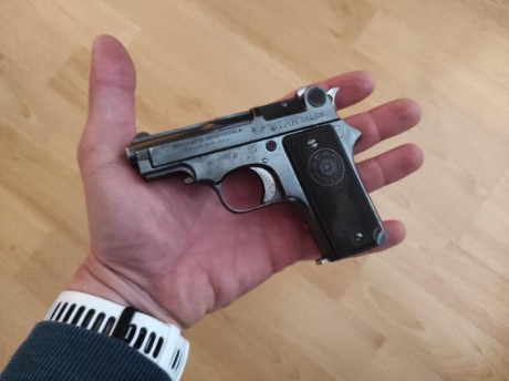 Se vende Star sindicalista en perfecto estado de funcionamiento,con dos cargadores y algo de munición.Arma 02