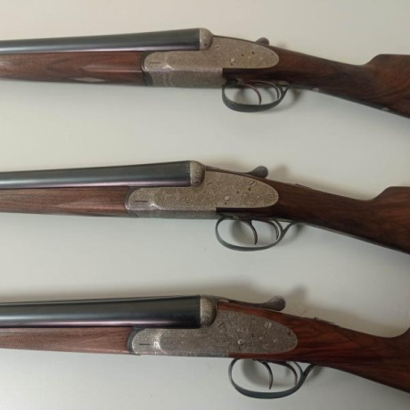 Vendo trio de escopetas calibre 12, I. Ugartechea en muy buen estado tanto estético como de funcionamiento. 00