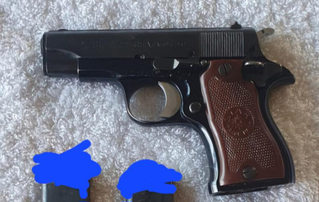 Muy buenas.
Un compañero vende los modelos descritos.
Una S&W Mod. 59 9mm con dos cargadores (250€) 00