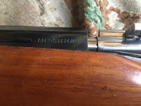 ¡¡Buenos días a todos!!
 Un amigo me pide que le anuncie para su venta una carabina Destroyer del calibre 02