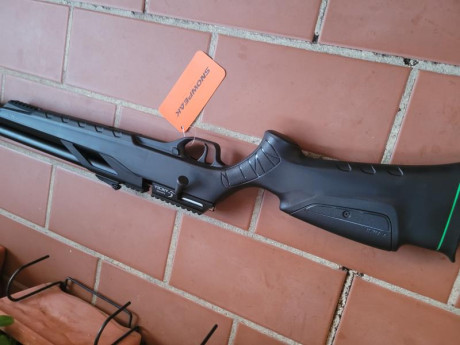 Vendo esta carabina pcp nueva sin uso ganada en un concurso calibre 4.5  
205 EUROS PUESTA EN CASA 02