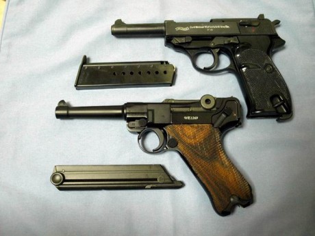 Muy buenas a todos: hace poco me agencié una Luger p08 de WE.
Bonita pistola y bien acabada; al poco, 30