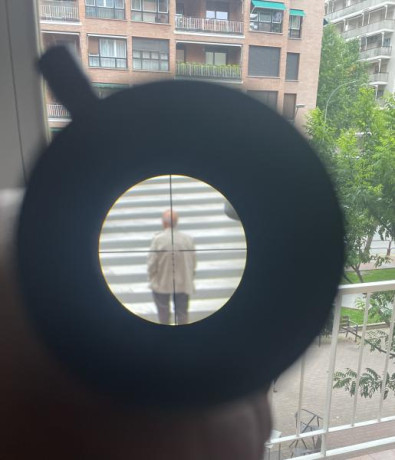 Vendo este visor Compacto en perfectas condiciones, prácticamente sin uso, solo en una carabina del 22 00