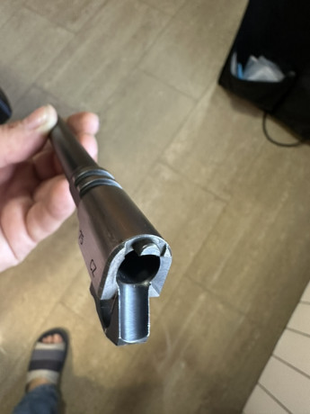 Hola, es normal que en un arma nueva, la rampa del cañon no este pulida?
he comprado una pistola nueva 00