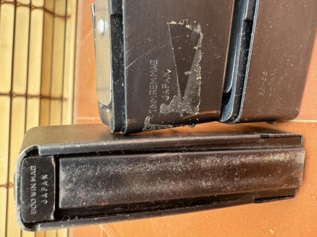 Alguien sabe para que rifle pueden ser estos cargadores? Parecen de A bolt 2 pero no lo se seguro. 00