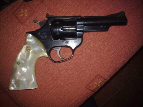 Hola,he abierto este hilo para que todos aquellos que tengais armas Españolas,podais lucirlas aqui con 60