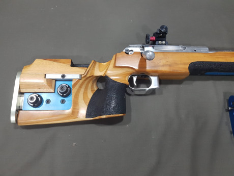 Vendo Unique T3000 rifle modular (cañones intercambiables) en cal 6,5x55se por falta de uso por 1500€.
Saludos. 12