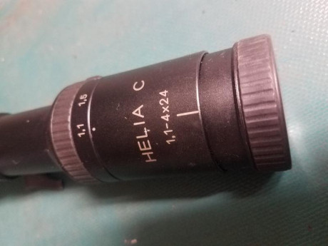 Se vende visor de batida kahles Helia C 1.1-4x24 con las anillas, 600€ portes incluidos. 01