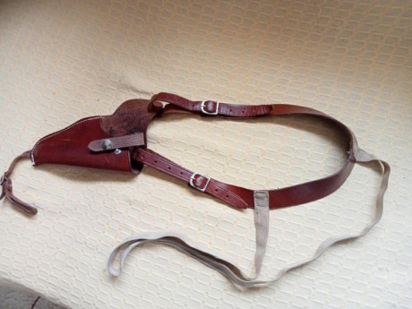 Buenas tardes.
Vendo está sobaquera para pistola del 9c. Se usó para una constable y le iba perfecta, 02