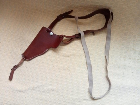 Buenas tardes.
Vendo está sobaquera para pistola del 9c. Se usó para una constable y le iba perfecta, 01