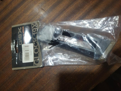 Cargador nuevo color arena bolas 177 G19x
45€
Transporte incluido en la península
Acepto dies de recarga 00