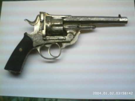 Se vende lote de  armas inutilizadas, inscritas en libro coleccionista, imprescindible pasar de libro 00
