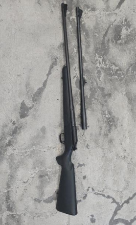 Vendo blaser R93 profesional, usado con marcas y algo de desgaste en las gomas.
Cañón principal 7mmRm, 00