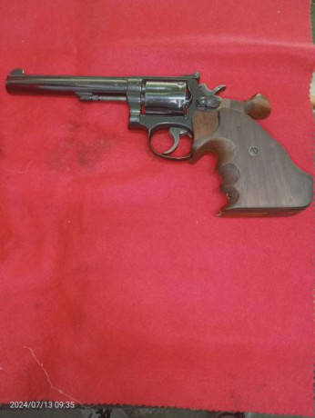 Pues eso...por abandono de actividad ,vendo Smith & wesson K14 ....es el arma que he usado para subir 00