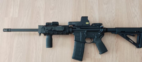 Rifle Ar15 de la marca Smith & Wesson modelo M&P 15, con cañón de 16 pulgadas en calibre .300 00