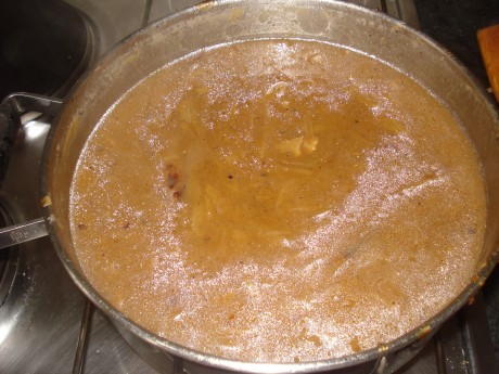 Queridos amigos: ante las expectación :8 causada por el desayuno que me he pegado esta mañana, el cual 130