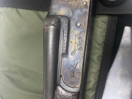 Buenas, pretendo vender esta escopeta paralela del calibre 12 mm , funciona bien, no se ha usado mucho. 01