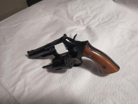 Buenas tardes, pongo a la venta estas dos armas, ambas en perfecto estado, cuidadas y con pocos disparos 00