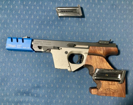 En perfecto estado de tiro. A toda prueba. Poco puedo decir de las bondades de esta pistola. Talla M. 01