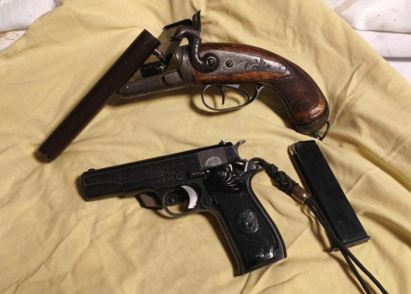 Hola,he abierto este hilo para que todos aquellos que tengais armas Españolas,podais lucirlas aqui con 52