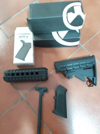 Rifle Ar15 de la marca Smith & Wesson modelo M&P 15, con cañón de 16 pulgadas en calibre .300 130