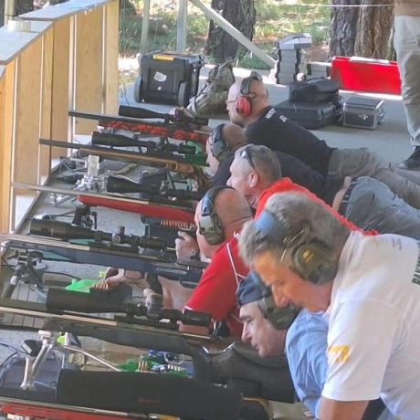 Buenas tardes a todos, 

Pues mi pregunta es si alguien sabe de algún campo de tiro para RIFLE en Galicia, 41