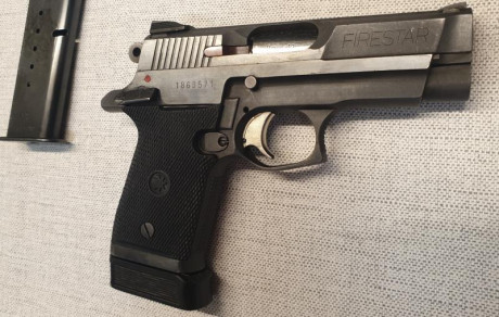Vendo firestar m43, perfecto estado, sin uso apenas cargador normal mas otro prolongado 350 euros, posibilidad 01
