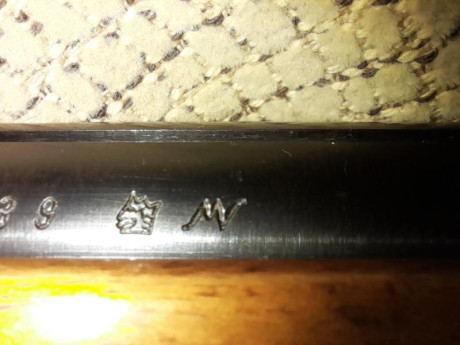 Vendo carabina Sako P54, calibre 22lr, en buen estado general, con marcas de uso, tiene reparada la tabla 160