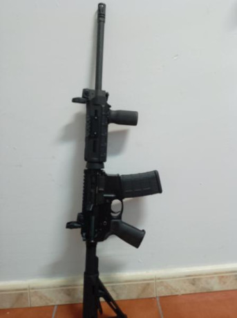 Rifle Ar15 de la marca Smith & Wesson modelo M&P 15, con cañón de 16 pulgadas en calibre .300 02