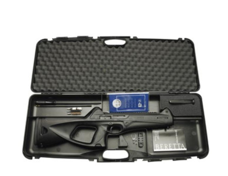 Vendo mi Beretta CX4 strom 9x19 pb. La he usado poco. Regalo punto rojo marca Vortex y 3 cargadores. El 00