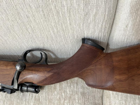 Vendido!!!por falta de uso pongo a la venta este magnífico rifle, disparo dulce no pareciendo lo que verdaderamente 32
