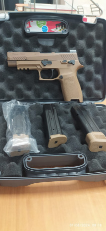 Hola a todos, 
Vendo de reestreno la Sig Sauer P320 M17 Cal. 9 mm en perfecto estado de reestreno, por 01