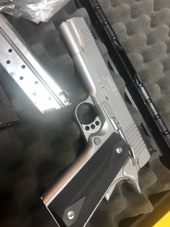 Buenos dias 
Cambio pistola del 9mm pb Kimber por carabina del 22 para precision 
Esta en Madrid
se puede 00