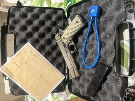 Buenas tardes
Vendo pistola Kimber Desert Warrior 45ACP, por no usar hace tiempo.
Muy buena precision 02